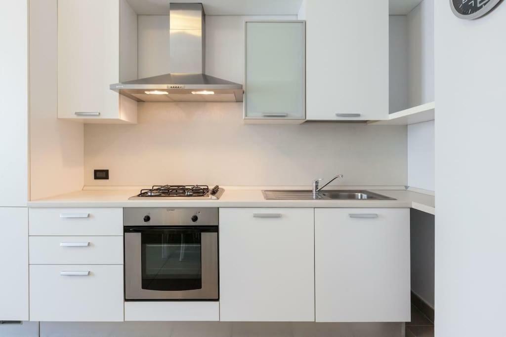 Spacious And New Apt In Citta Studi Milan Exterior photo
