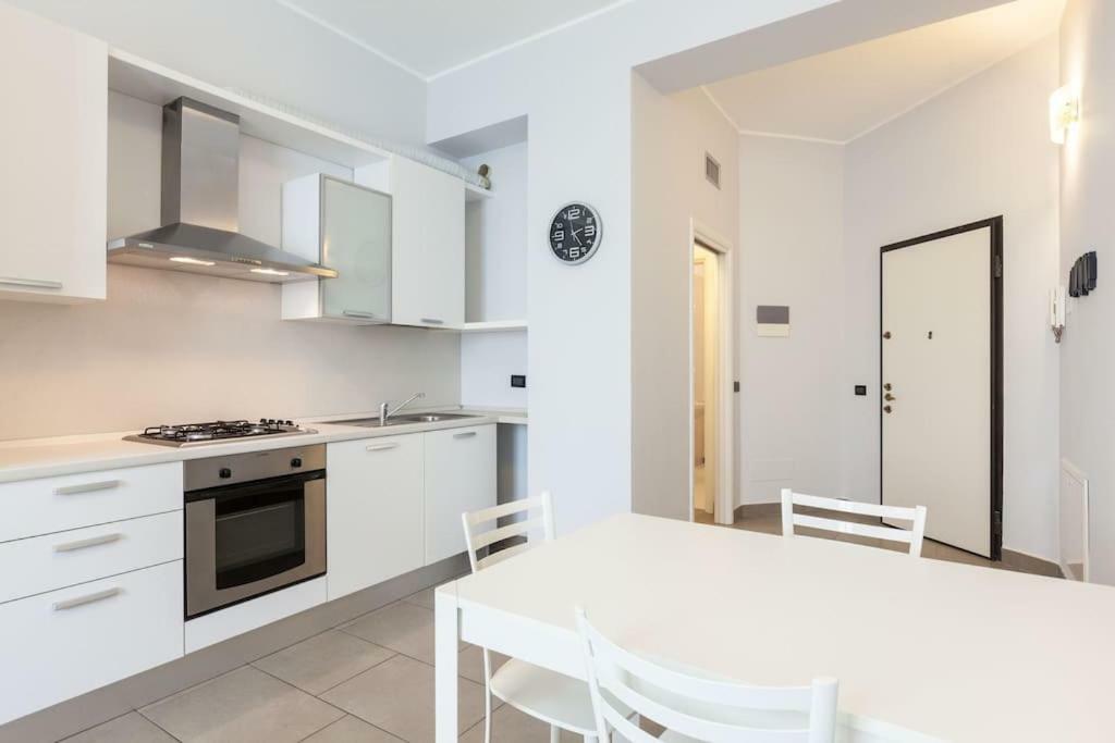 Spacious And New Apt In Citta Studi Milan Exterior photo