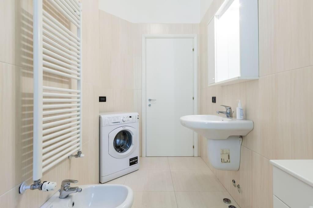 Spacious And New Apt In Citta Studi Milan Exterior photo